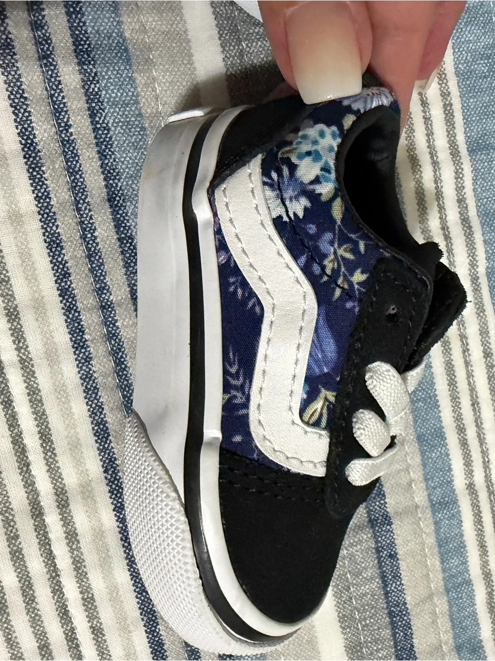 Vans toddler Black & Floral Sneakers with White Accents
